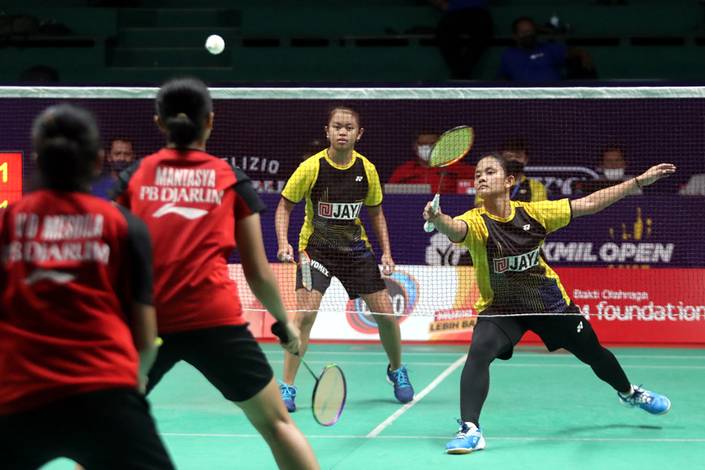 Maulida Aprilia Putri & Rachel Agnesia Sabatini asal klub Jaya Raya Jakarta (Edward Luhukay)