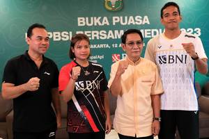 Rionny Mainaky, Komang Ayu Cahya Dewi, Edi Sukarno, & Chico Aura Dwi Wardoyo (Humas PP PBSI)