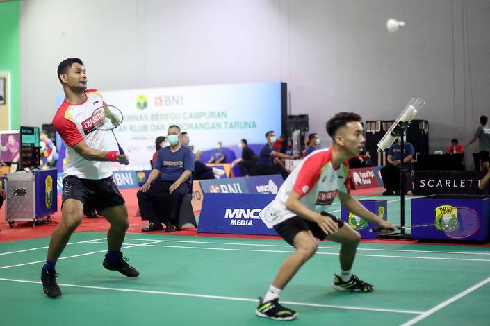 Berry Angriawan/Muh. Putra Erwiansyah (Djarum Badminton)