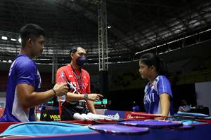 Flandy Limpele & Zaidan Arrafi Nabawi/Felisha Alberta Nathaniel Pasaribu (Djarum Badminton)