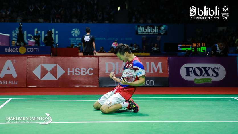 Selebrasi kemenangan Yuta Watanabe (Jepang).