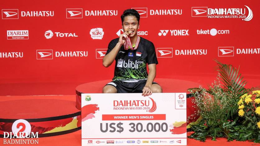Tunggal putra Indonesia, Anthony Sinisuka Ginting saat menjuarai Daihatsu Indonesia Masters 2020 BWF World Tour Super 500.