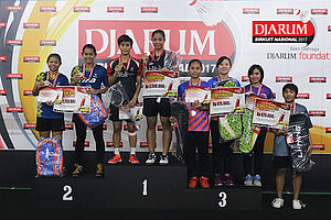 Pdoium Juara Ganda Taruna Putri Djarum Sirnas Kepulauan Riau Open 2017