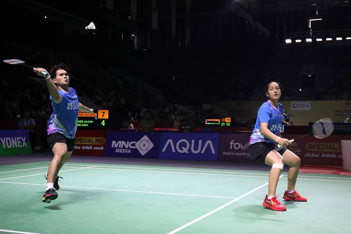 Adnan Maulana/Nita Violina Marwah (Djarum Badminton)