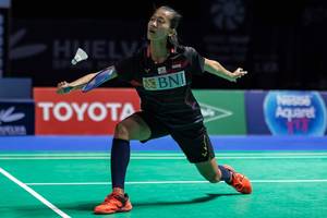 Putri Kusuma Wardani (Indonesia) mengembalikan shuttlecock. (Foto: Badminton Spain)