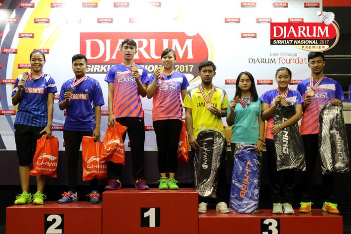 Podium Juara Ganda Campuran Taruna