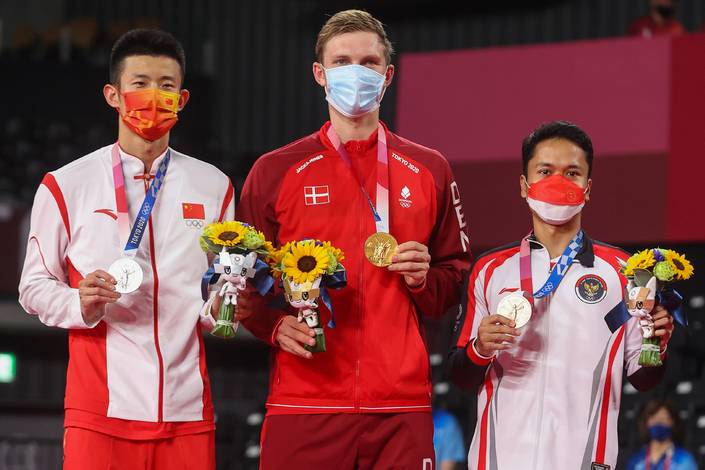 Chen Long, Viktor Axelsen, & Anthony Ginting (Foto: BADMINTONPHOTO/Yves Lacroix)