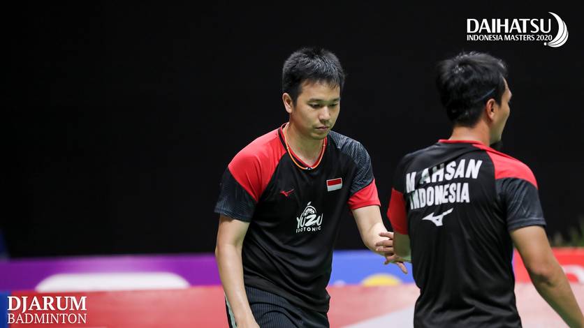 Hendra Setiawan/Mohammad Ahsan (Indonesia) saat berlaga di ajang Daihatsu Indonesia Masters 2020 BWF World Tour Super 500.