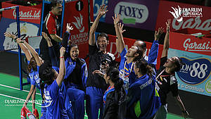 Selebrasi kemenangan tim putri PB Berkat Abadi Banjarmasin.