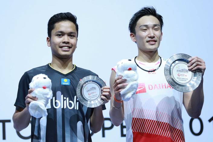 Anthony Sinisuka Ginting (kiri) keluar sebagai runner up Singapore Open 2019 BWF World Tour Super 500.