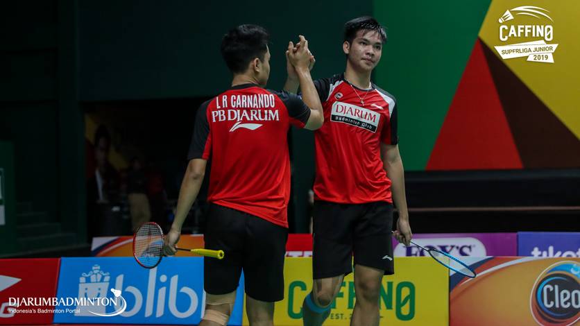 Daniel Marthin (kanan) terpilih menggantikan Leo Rolly Carnando di skuat bulutangkis Indonesia untuk SEA Games Filipina 2019 mendatang.
