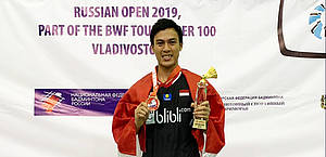 Shesar Hiren Rhustavito (Indonesia) keluar sebagai juara tunggal putra Russia Open 2019.