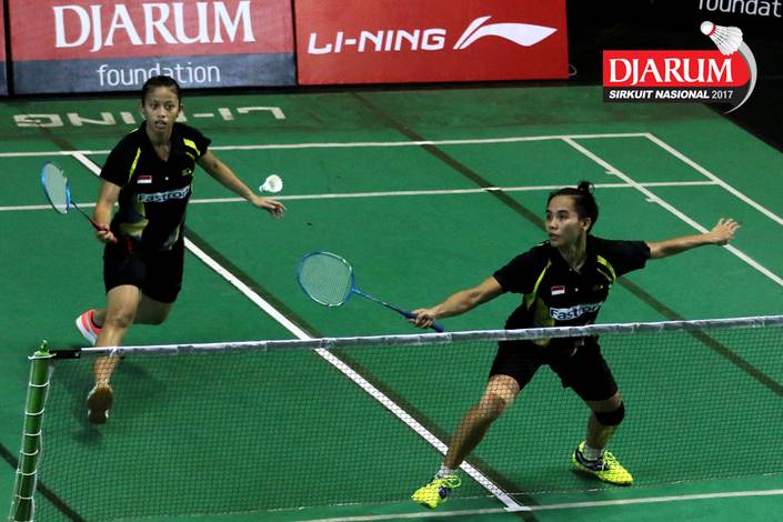 Dian Fitriani/Nadya Melati