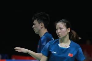 Ou Xuan Yi & Huang Ya Qiong (Djarum Badminton)