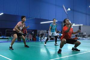Putri Kusuma Wardani, Meilysa Trias Puspita Sari, & Ribka Sugiarto (Humas PP PBSI)