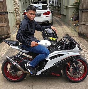 Tontowi Ahmad